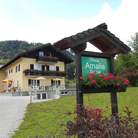 ストローブル Haus Amalia Bed & Breakfast エクステリア 写真