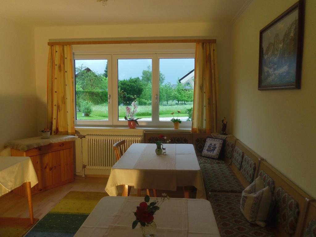 ストローブル Haus Amalia Bed & Breakfast エクステリア 写真