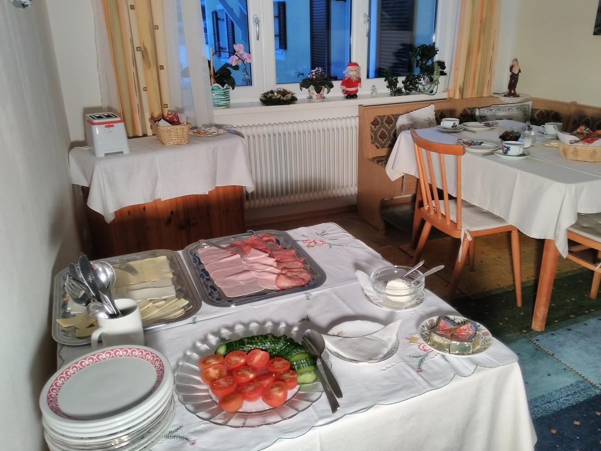 ストローブル Haus Amalia Bed & Breakfast エクステリア 写真
