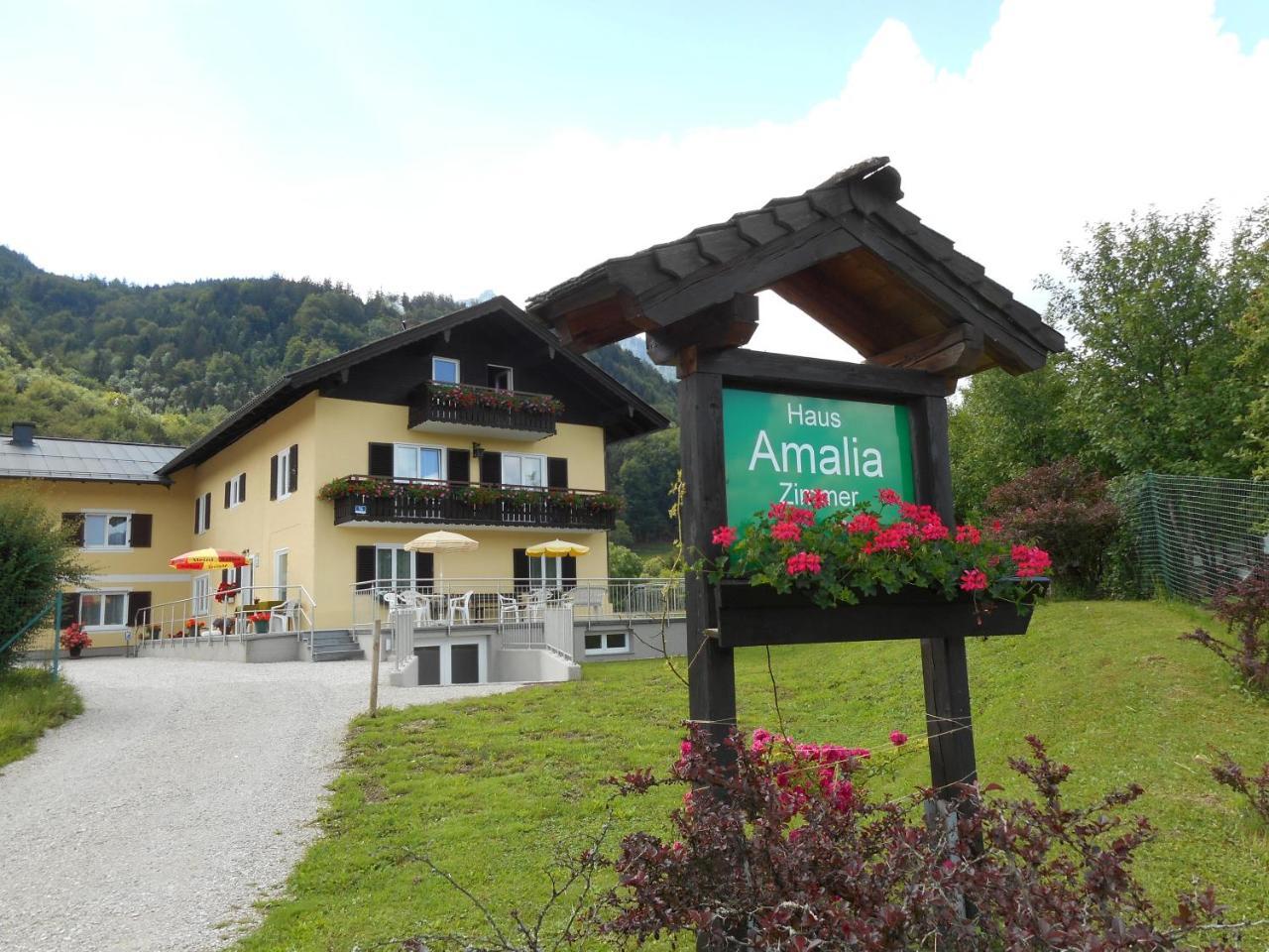 ストローブル Haus Amalia Bed & Breakfast エクステリア 写真