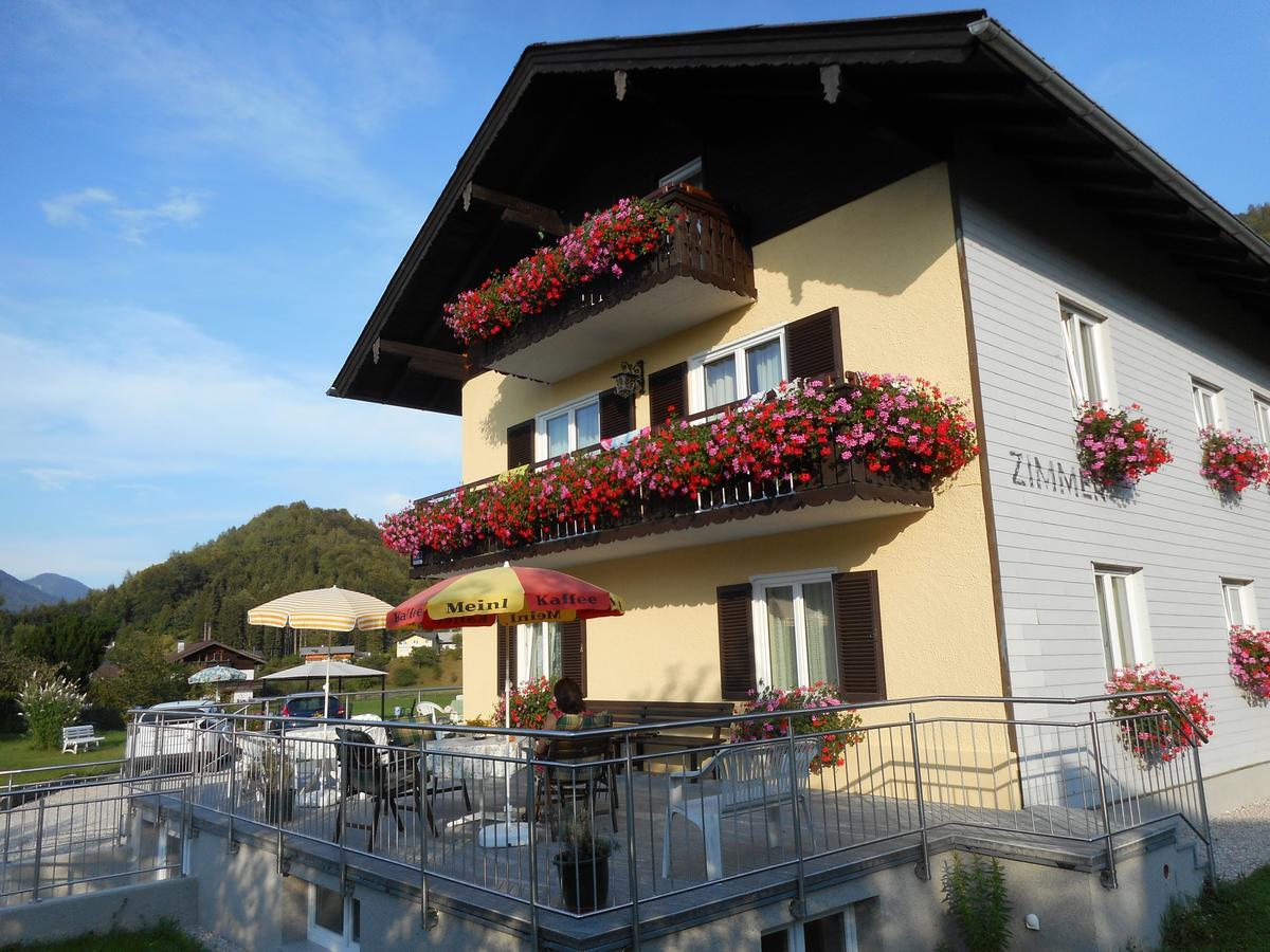 ストローブル Haus Amalia Bed & Breakfast エクステリア 写真